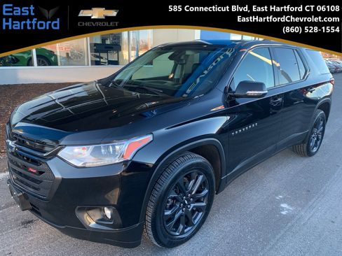 Used 2020 Chevrolet Traverse RS image 1