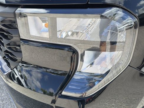 Used 2025 Ford Maverick XLT FWD image 10