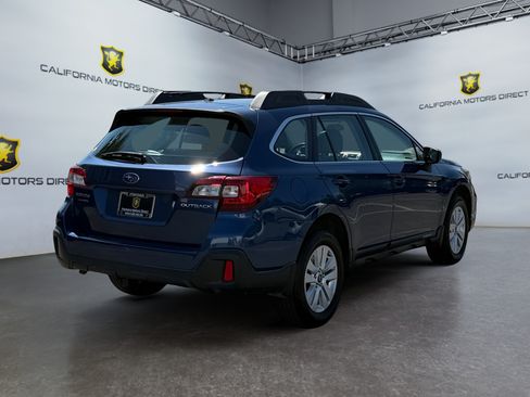 Used 2019 Subaru Outback 2.5i AWD/4WD image 5