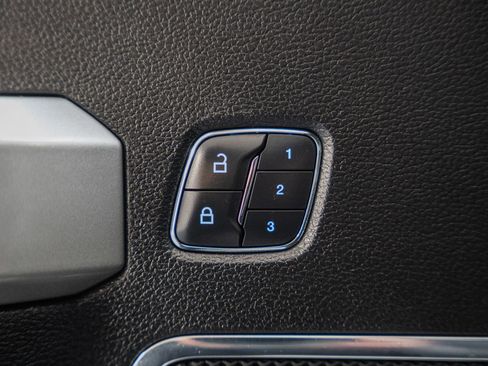 Used 2015 Ford F150 Lariat w/ Equipment Group 501A Mid image 46