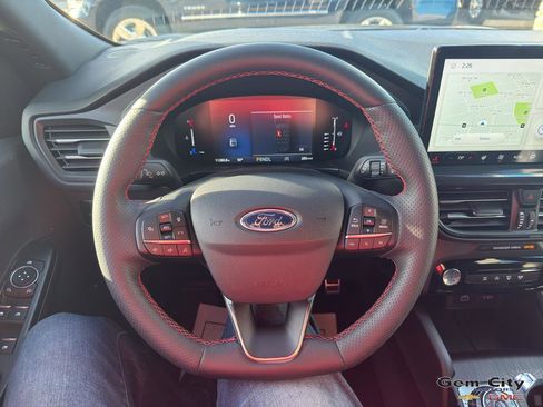 Used 2024 Ford Escape ST-Line w/ Tech Pack #1 image 19