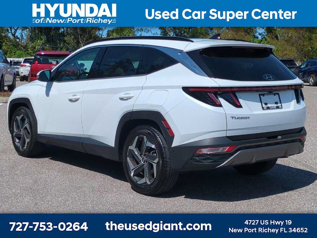 Certified 2022 Hyundai Tucson Limited w/ Cargo Package FWD image 3