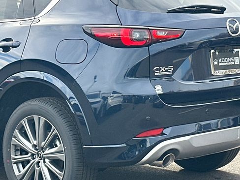New 2025 MAZDA CX-5 Signature image 7