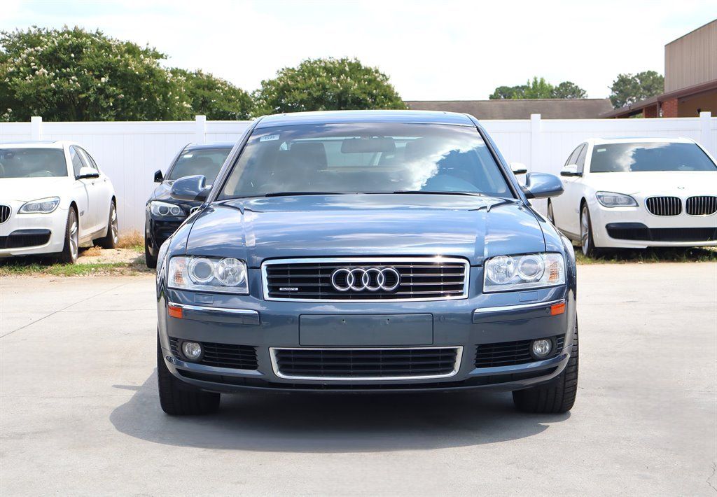Used 2005 Audi A8 4.2 AWD/4WD image 2