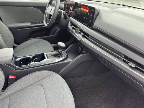 New 2026 Kia K4 LXS image 15