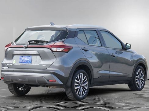 Used 2024 Nissan Kicks SV FWD image 5