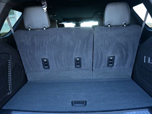 Used 2024 Chevrolet Tahoe High Country image 14