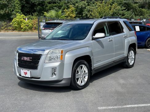 Used 2011 GMC Terrain SLT image 3