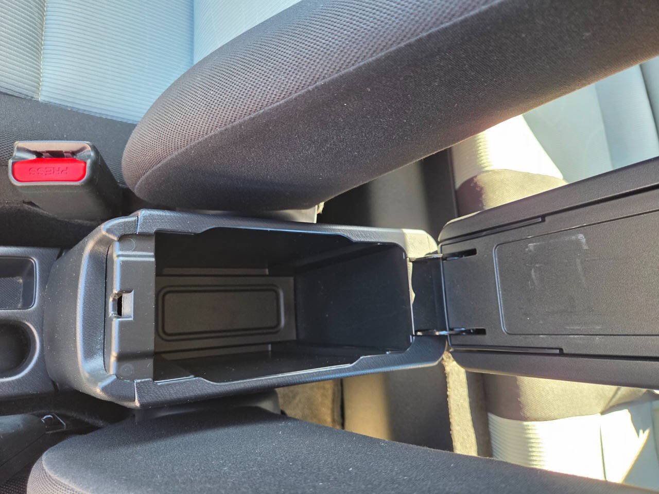 Used 2015 Toyota Prius C Two FWD image 21