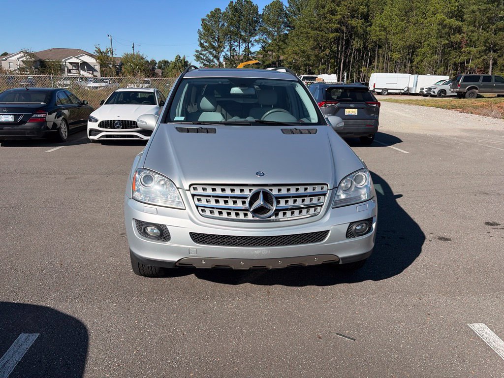 Used 2008 Mercedes-Benz ML 350 4MATIC image 2