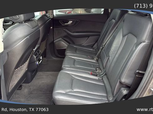 Used 2017 Audi Q7 3.0T Prestige w/ Prestige Package image 26