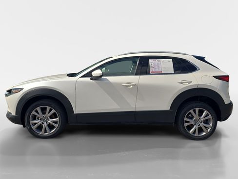 Used 2022 MAZDA CX-30 AWD 2.5 S w/ Premium Package image 2