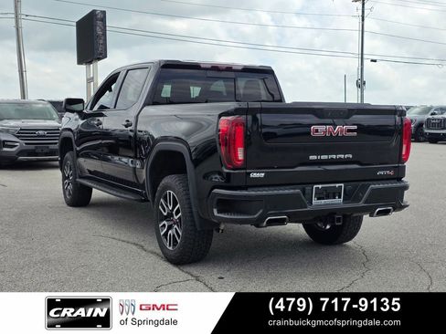Used 2022 GMC Sierra 1500 AT4 w/ AT4 Premium Package AWD/4WD image 5