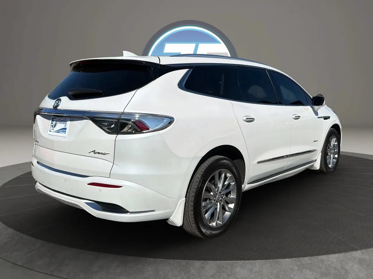Used 2023 Buick Enclave Avenir w/ Avenir Technology Package AWD/4WD image 18