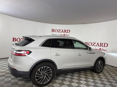 Used 2020 Lincoln Nautilus Reserve w/ Equipment Group 201A FWD image 9