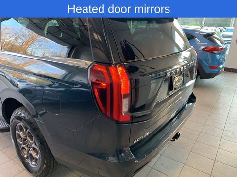 Used 2025 Ford Expedition Max Active image 13