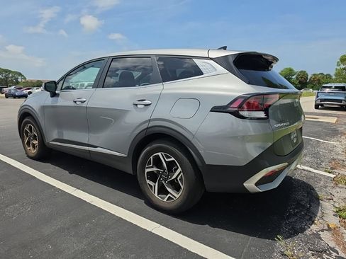 Certified 2023 Kia Sportage LX FWD image 12