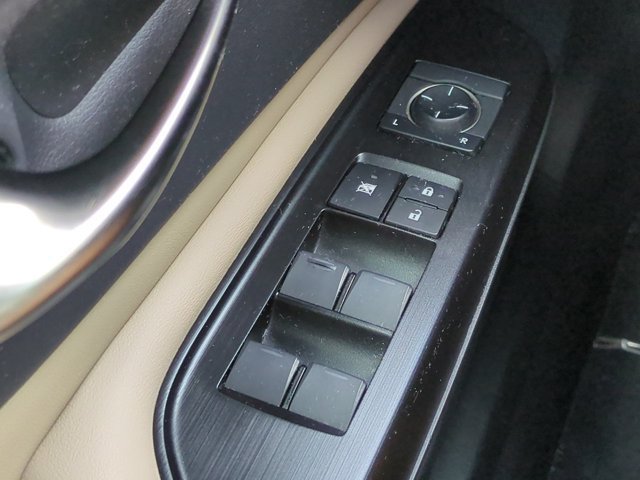 Used 2019 Lexus ES 350 w/ Premium Package FWD image 23