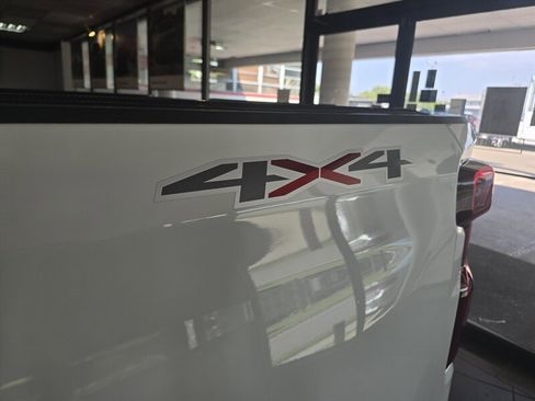 Used 2021 Chevrolet Silverado 1500 RST w/ Bed Protection Package image 29