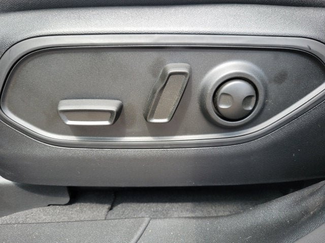 Used 2026 Jeep Cherokee Limited AWD/4WD image 7