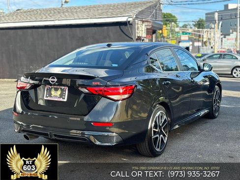 Used 2025 Nissan Sentra SR FWD image 6