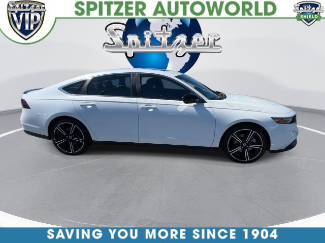 Used 2025 Honda Accord Sport image 10