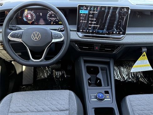New 2025 Volkswagen Tiguan S image 9