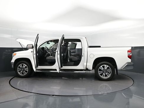 Used 2017 Toyota Tundra SR5 RWD image 47