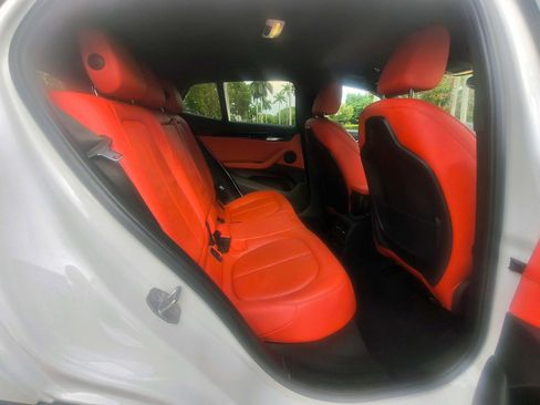 Used 2018 BMW X2 sDrive28i w/ Convenience Package FWD image 32