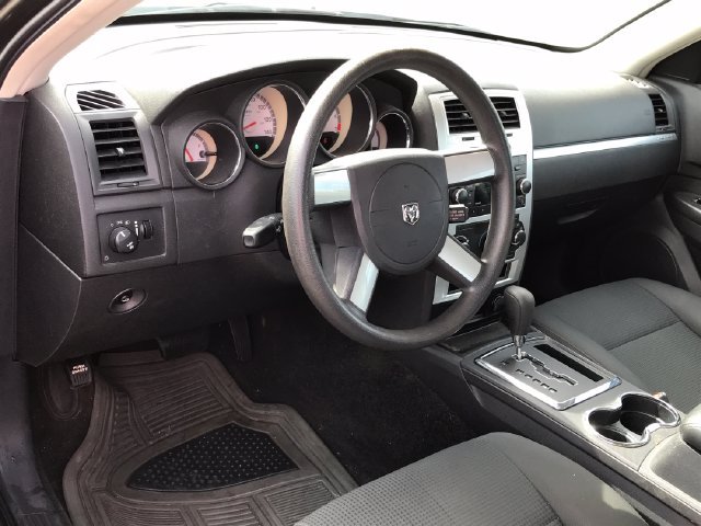 Used 2008 Dodge Charger SE RWD image 4