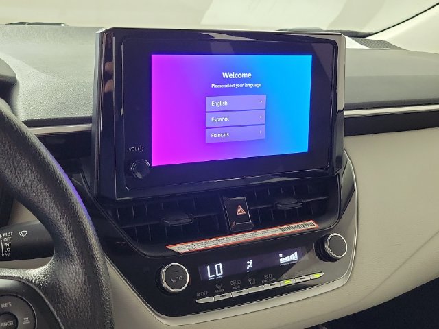 Used 2025 Toyota Corolla LE w/ Convenience Package FWD image 28