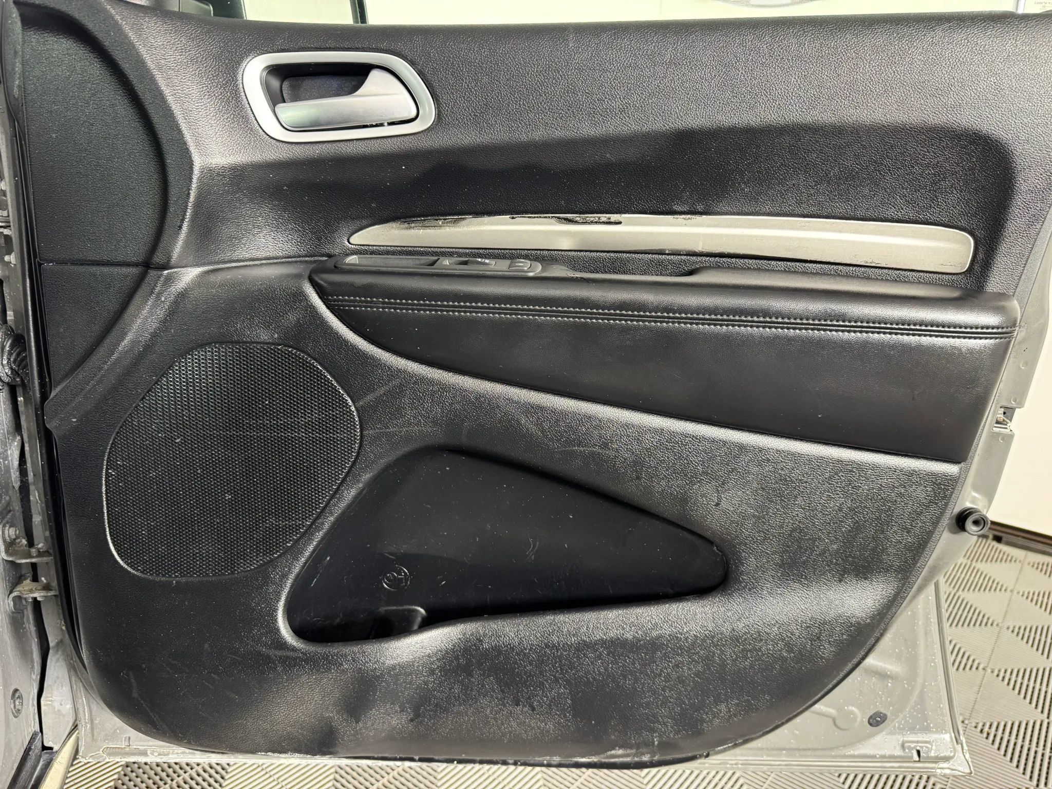 Used 2020 Dodge Durango SXT AWD/4WD image 41