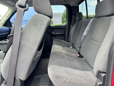 Used 2007 Chevrolet Silverado 2500 LT w/ 1LT Convenience Package image 22