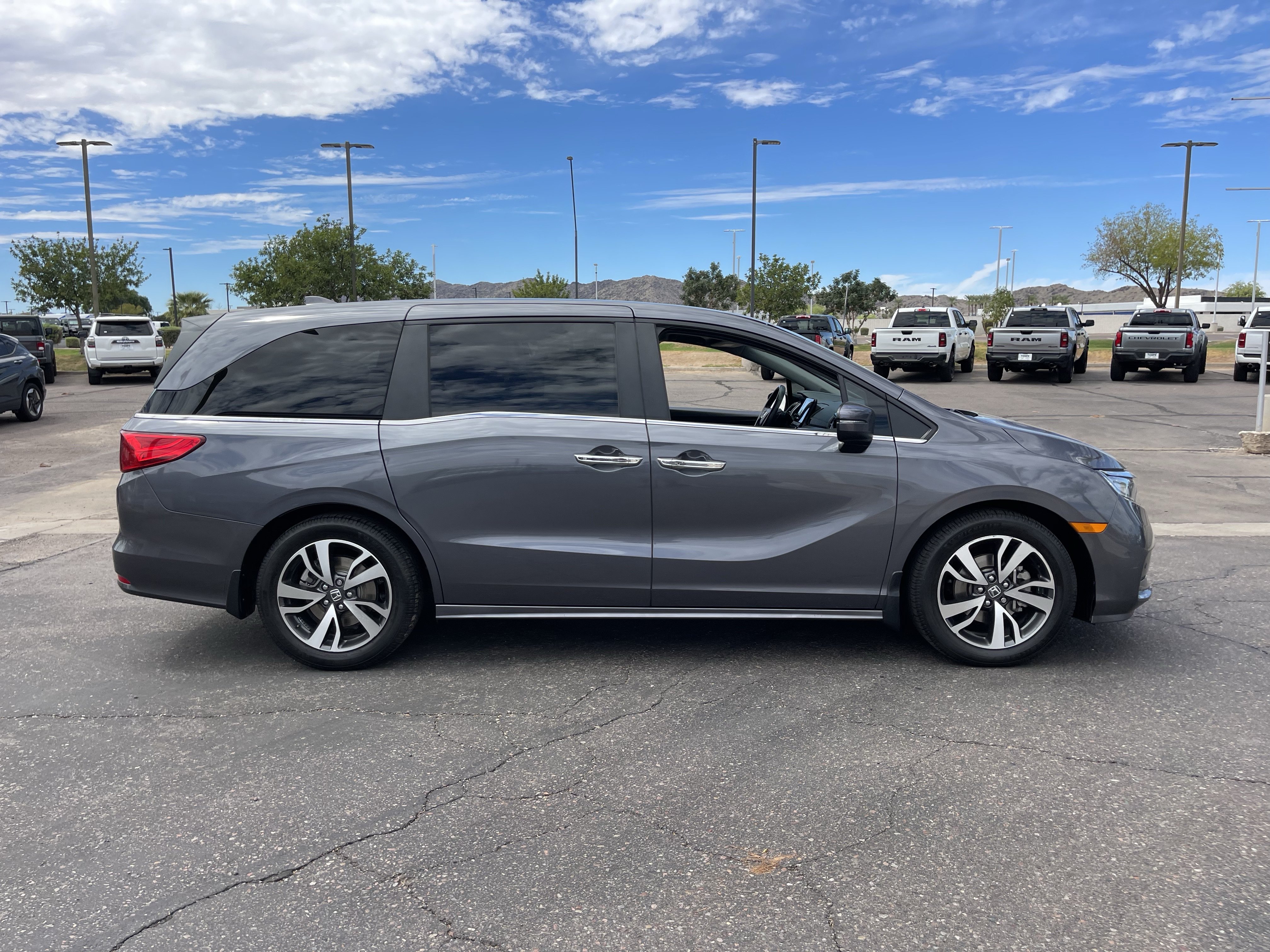 Used 2021 Honda Odyssey Touring image 6