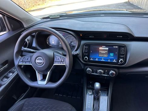 Used 2023 Nissan Kicks SV image 17