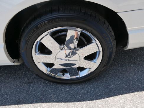 Used 2002 Ford Thunderbird RWD image 29