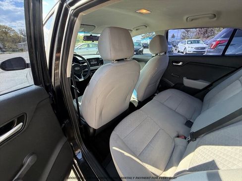 Used 2018 Kia Rio LX FWD image 11