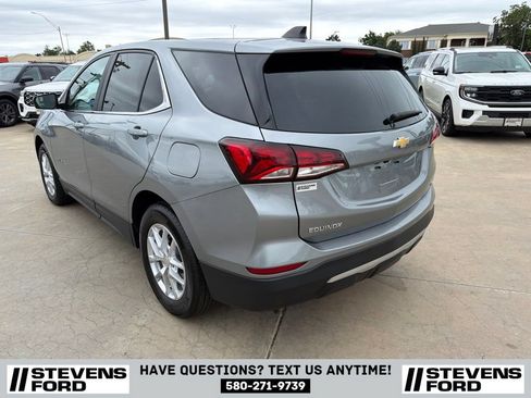 Used 2023 Chevrolet Equinox LT FWD image 9
