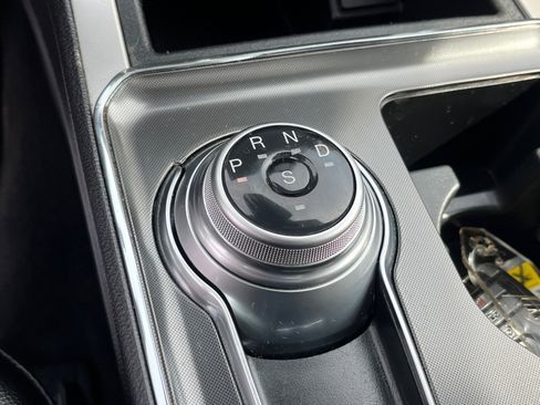 Certified 2024 Ford Edge ST-Line image 15