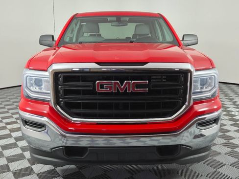 Used 2019 GMC Sierra 1500 Limited w/ Sierra Convenience Package RWD image 2