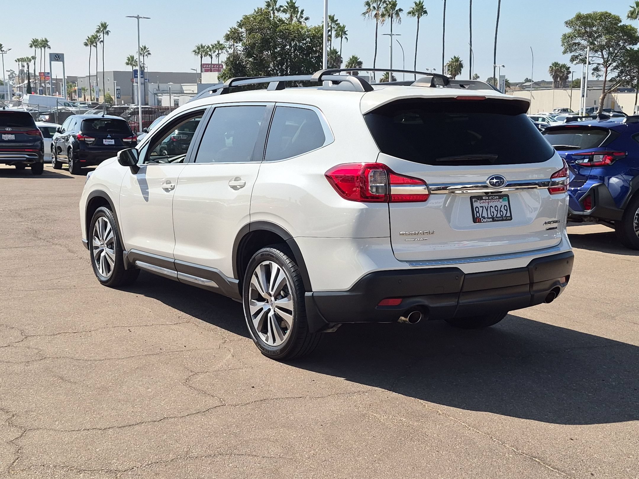 Used 2022 Subaru Ascent Limited w/ Technology Package AWD/4WD image 6