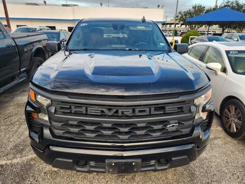Used 2022 Chevrolet Silverado 1500 Custom AWD/4WD image 2