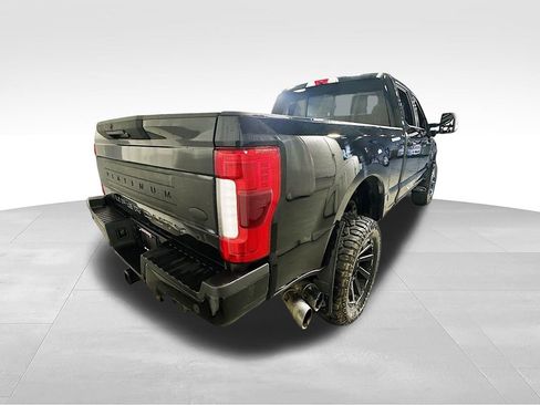 Used 2018 Ford F250 Platinum w/ Platinum Ultimate Package AWD/4WD image 8