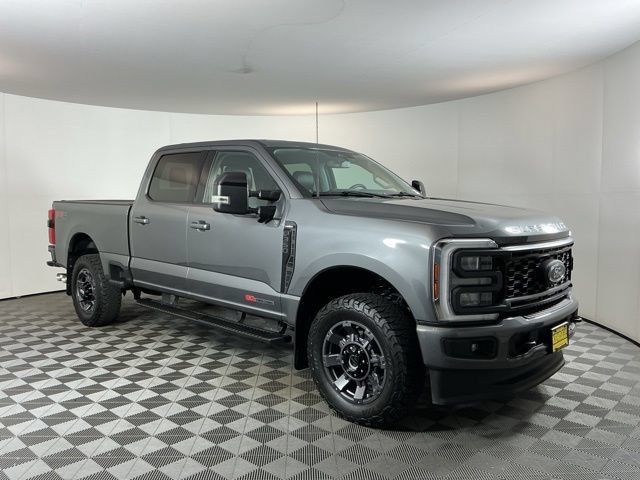 Used 2024 Ford F350 Lariat w/ Sport Appearance Package AWD/4WD image 3