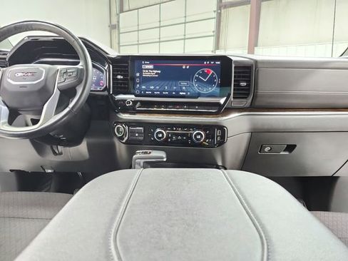 Used 2024 GMC Sierra 1500 Elevation w/ Preferred Package AWD/4WD image 25