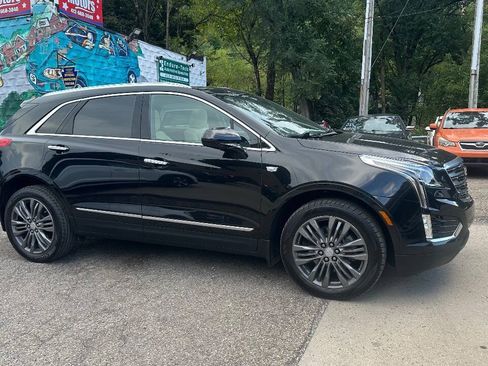 Used 2017 Cadillac XT5 Premium Luxury AWD/4WD image 1