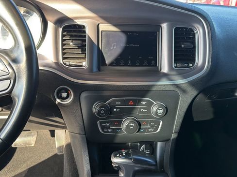 Used 2020 Dodge Charger SXT image 59