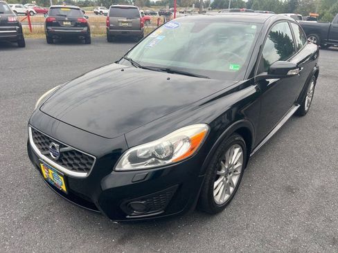 Used 2011 Volvo C30 T5 R-Design image 4
