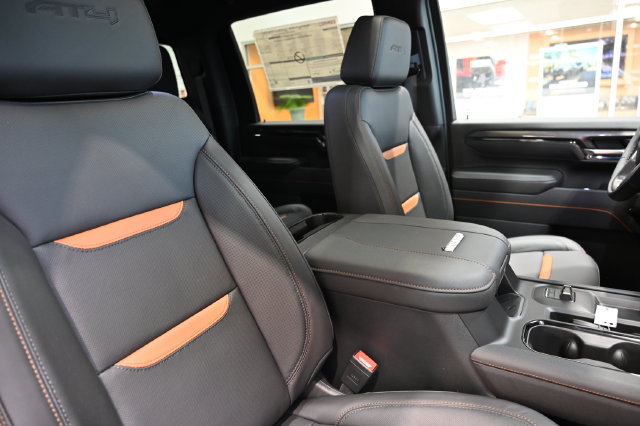 New 2026 GMC Sierra 2500 AT4 w/ AT4 Premium Plus Package AWD/4WD image 11