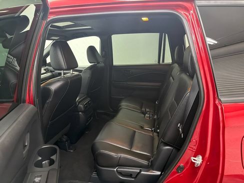 Certified 2025 Honda Passport EX-L image 23
